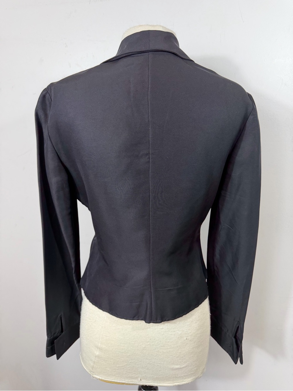 Vintage Valentino Boutique Black Silk Cropped Blazer Jacket Italy US Small - Picture 2 of 13